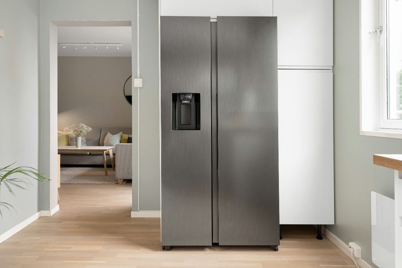 Refrigerator Refrigerator